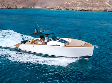 YAL'OOU – Tesoro 40 Outboard