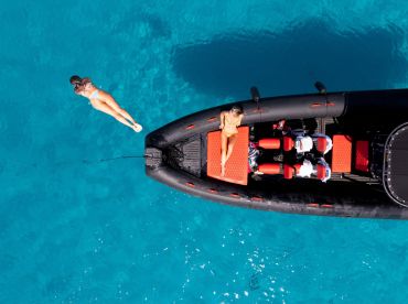 Island Luxury Speedboat Tour with Snorkeling