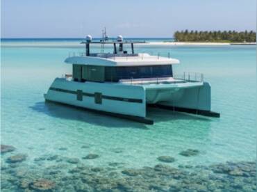70ft Sunreef Power Catamaran | Blue