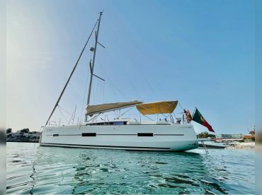 Sailing Lovers – Outsider