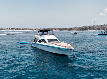 Laguna Tour And Travel – Nusa Penida Yacht