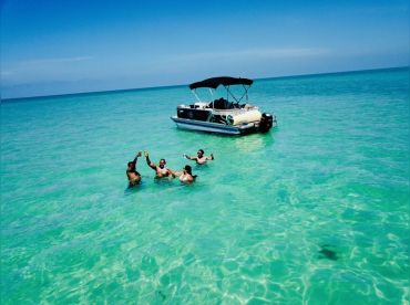 ClearWake Watersports – Avalon Pontoon