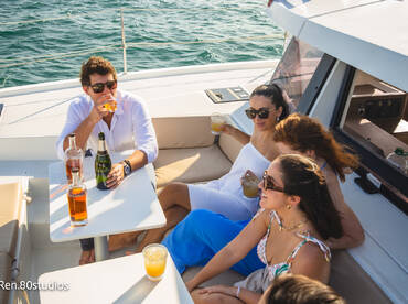 Blue Doubloon – Private Catamaran