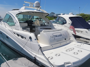 Captained 51' Sea Ray Sundancer Luxury Yacht