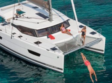 Blue Ocean Yacht Charters - Sailing Catamaran