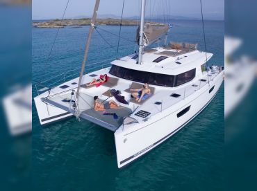 Blue Ocean Yacht Charters – 50' Sailing Yacht