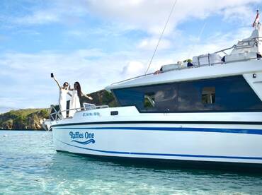 Raffles One Private Luxury Boat - Komodo trip