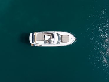 Mare Calmo – Prestige 400 Fly