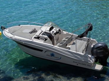 Islamarcharter – Pacific Craft 700