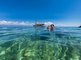 Champaign bay