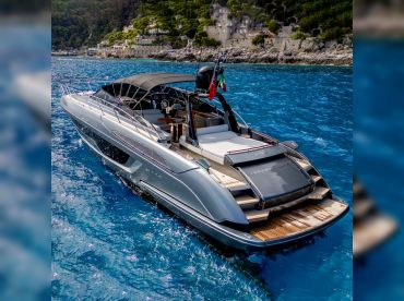 Sorrento Luxury Charter – Riva Rivale 56