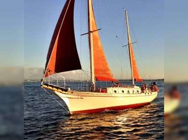 Furanai Sailboat Tours – Ta Chiao 35 Sailing