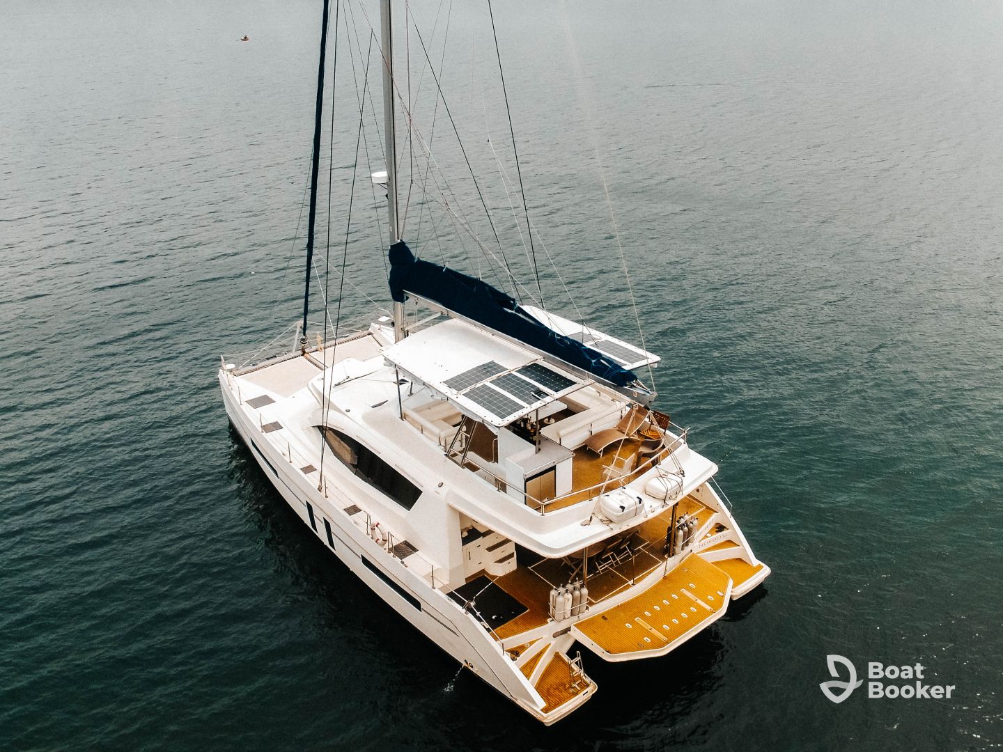 Leopard 58 Boat Charter