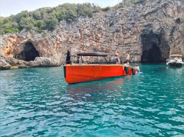 Speed boat Antonija – Don Amon Negroni