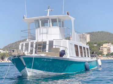 The Spirit of Palma Motor Yacht Charter