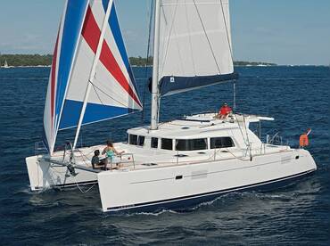 Dolphin Navigation Catamaran Cruises – L 44