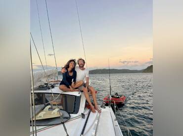 Anna Holala Catamaran – Private Sailing Tour