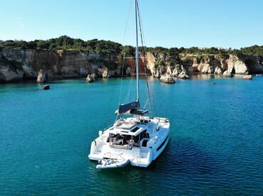 Stellar Glamorous Sea - Private Catamaran