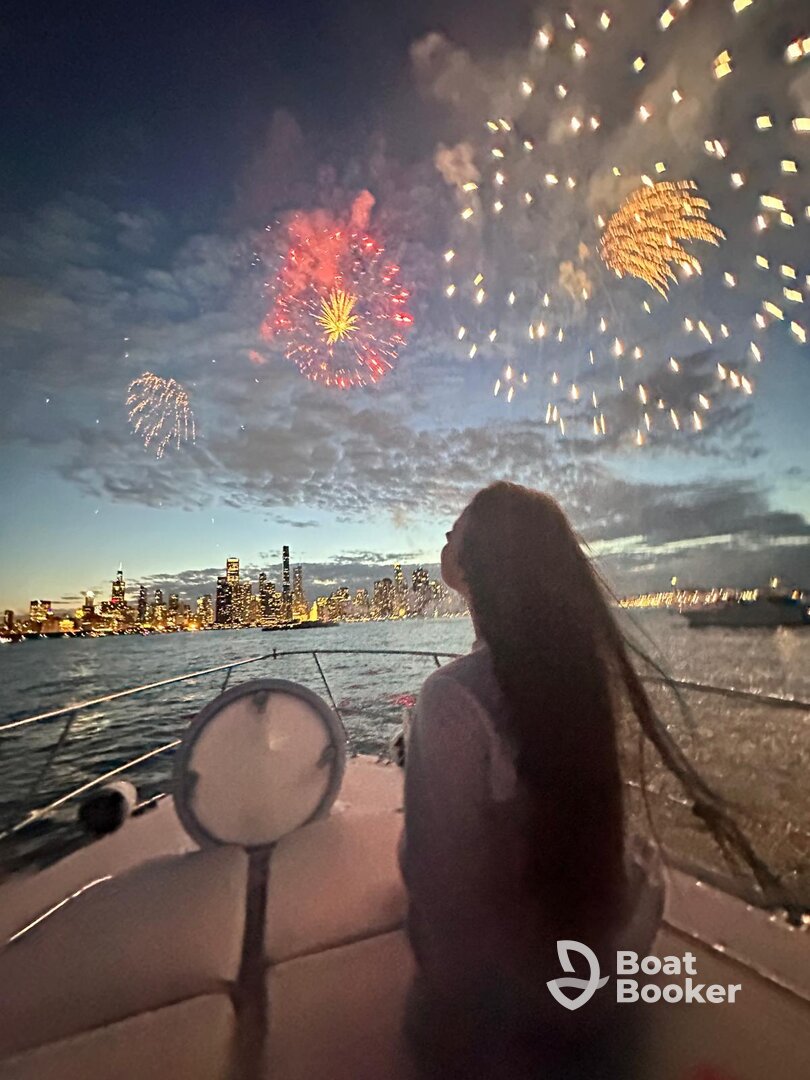 Yacht-Chi Charters