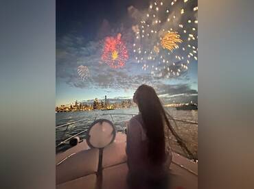 Yacht-Chi Charters