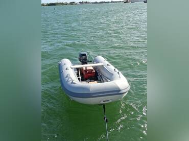 Seas The Day – Inflatable Dingy