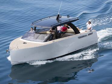 Adriatic Pearl–Luxury boat Colnago -all incl.