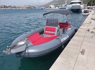 Vedrana Rent a Boat Dubrovnik – Super Lucy
