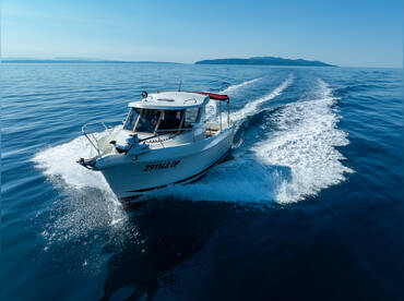 Ema & Marlin Boat Tours – Luka