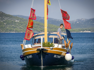 Leut Kvarneriol Private Boat Tours