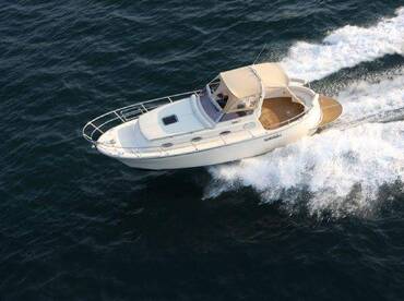 Sg Group Boat Charter Naples – Darlin 25