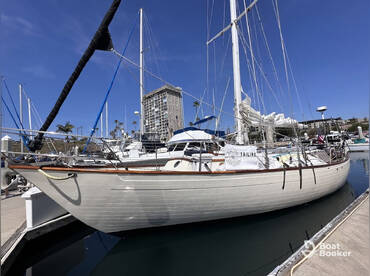 Pura Vida Sailing Charters