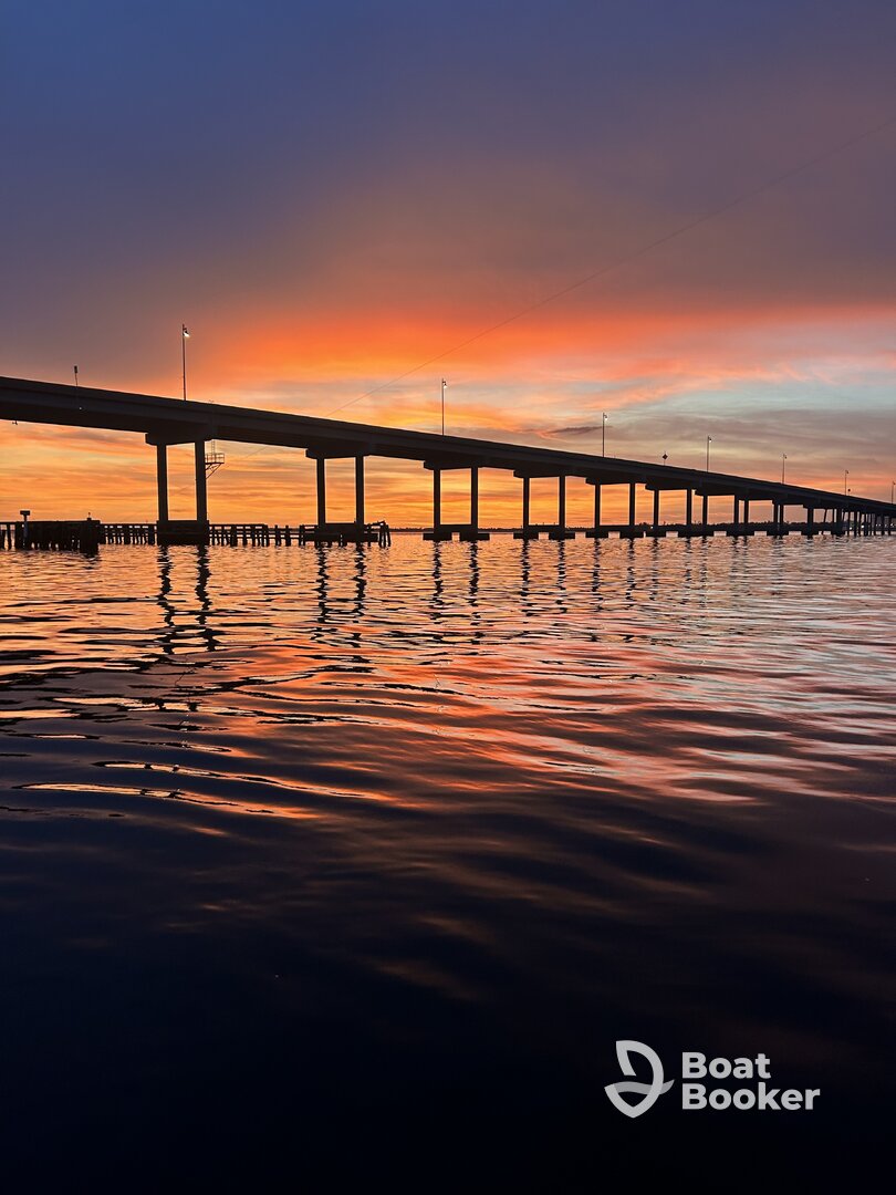 Chum Em Up Charters – Sunset Beach Boat Tours