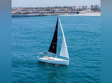 Wind + Water Sailing Charters