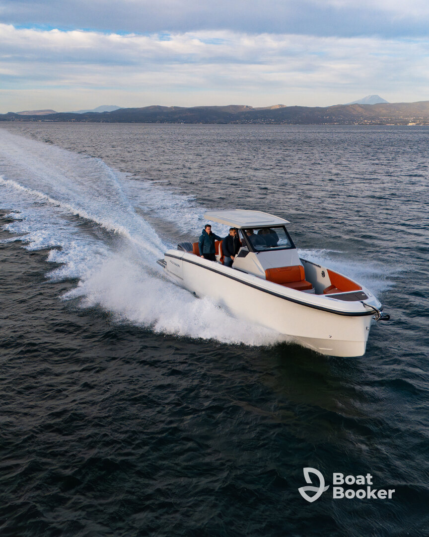 MonteSail: Protagon 33 Hard top