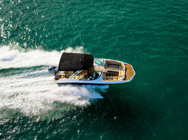 1 Life Boat Rental – Mansion, Raccoons & More