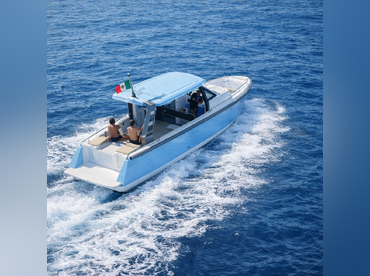 Explora Charter – Aicon EC 35