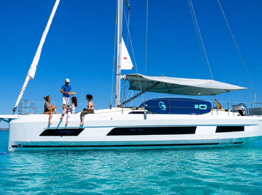 Madona Yacht Charter – Dufour 41ft