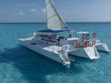 Tanya Yacht Rental Cancun – Catamaran