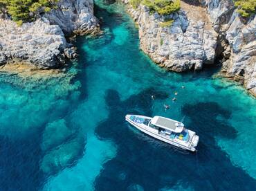 Blue Horizon Private Boat Charter