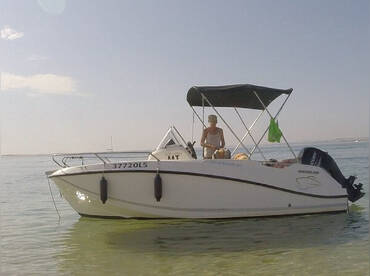 Rent a Boat Olhão – Quicksilver Activ 505