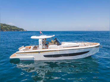Pura Vida – Italyure Yachts 38'