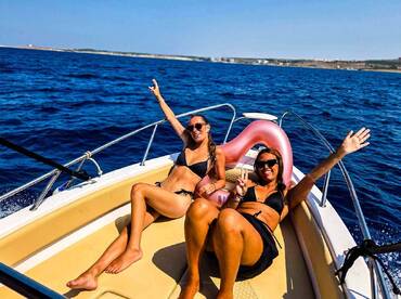 Comino & Gozo Boat Charter – Blue Line Malta
