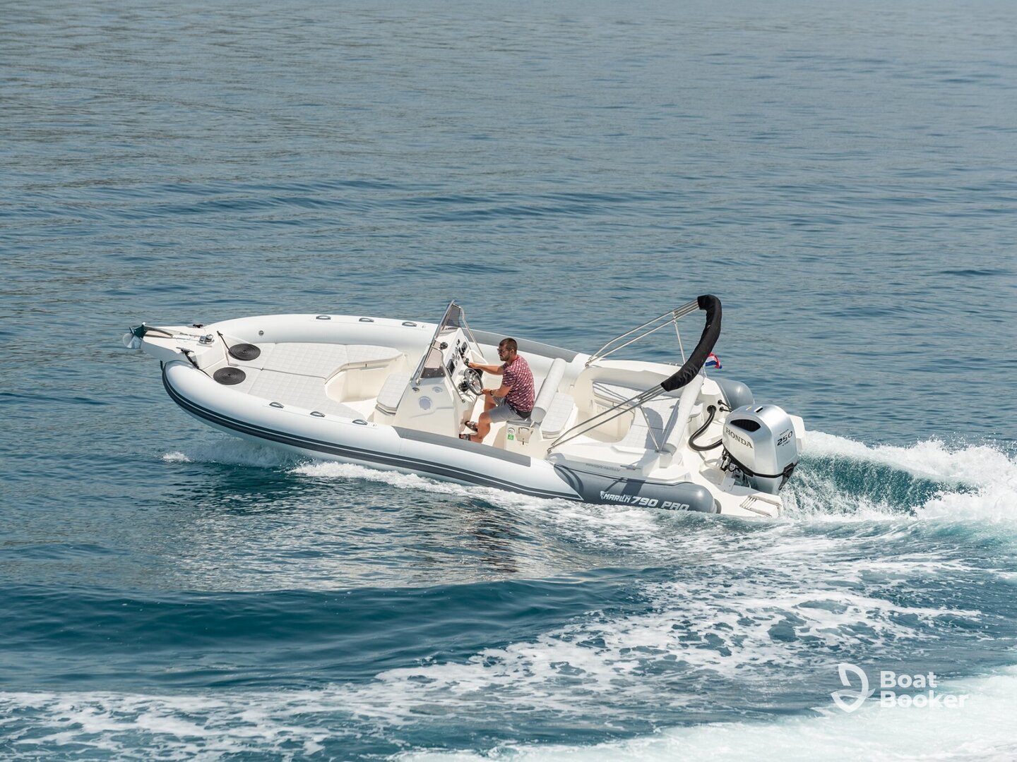 Klaric Nautika Charter – Marlin 790 P Dynamic