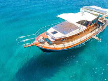 Selenim Yachting