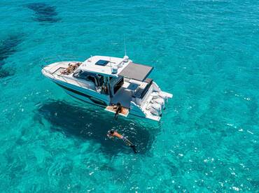MonteSail: Cap Camarat 12.5WA