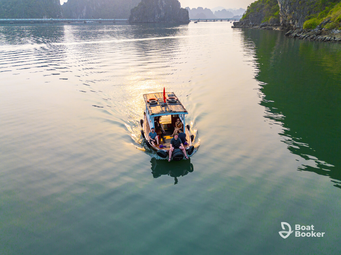 Halong Happy Travel