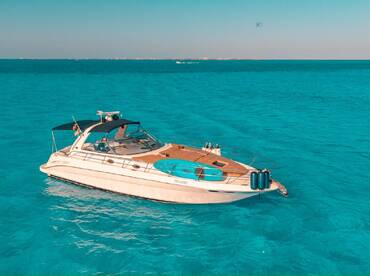 Amazing 44 ft + Jet Ski (in 6 -8 hrs) Sea Ray