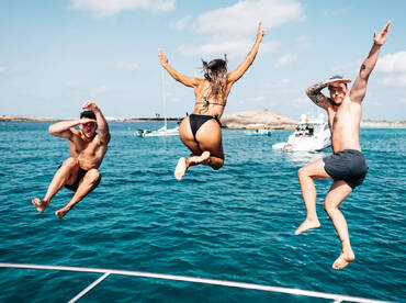 Smart Charter Ibiza – Riva 86