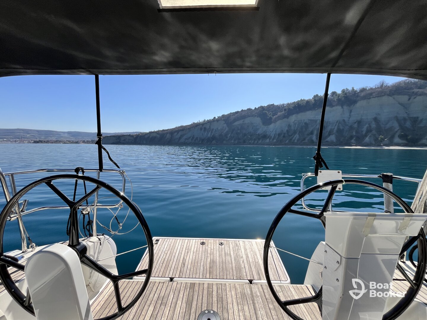 Seazen Sailing