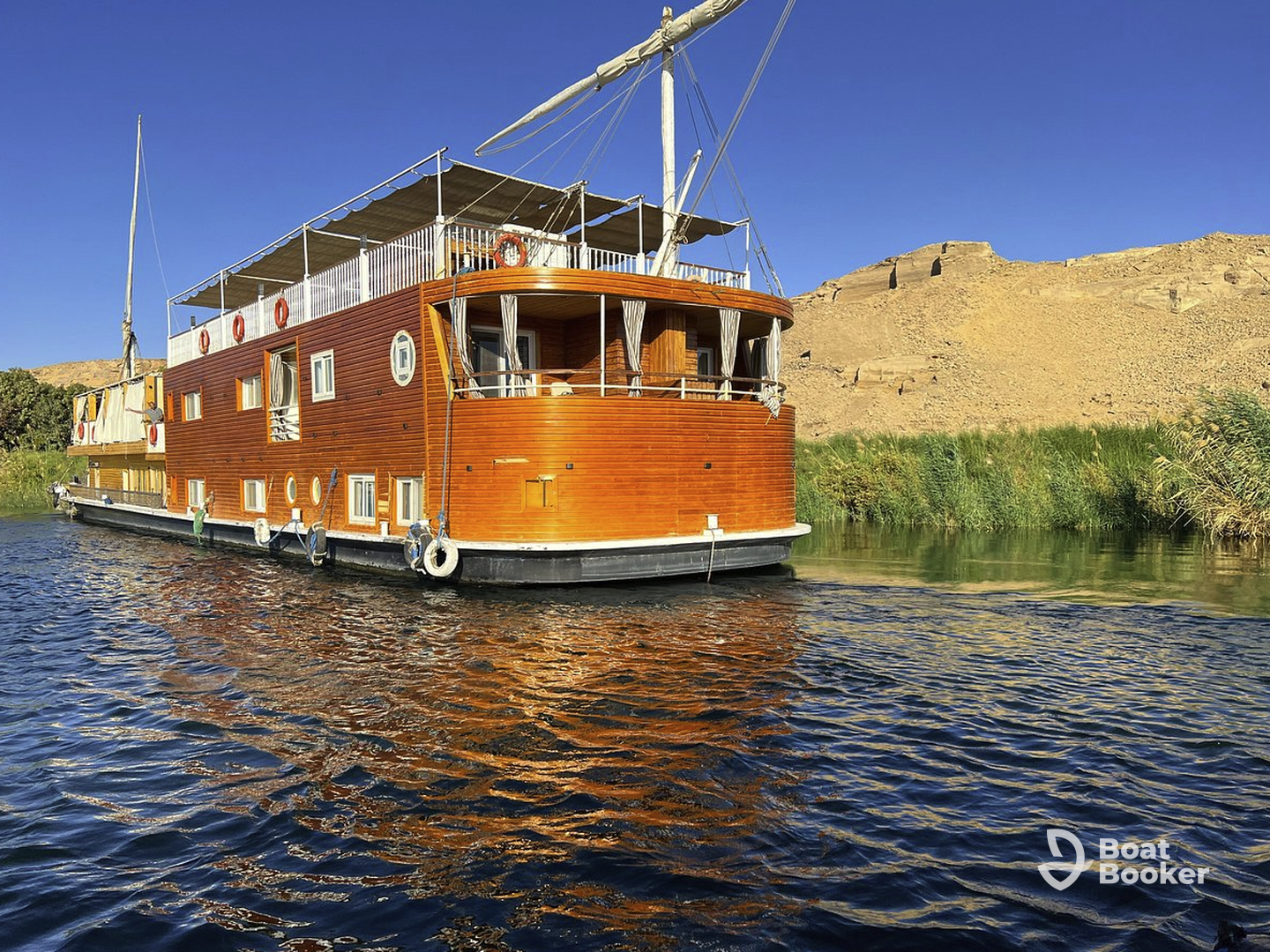 KONOZ Dahabiya – Luxury Nile Cruise